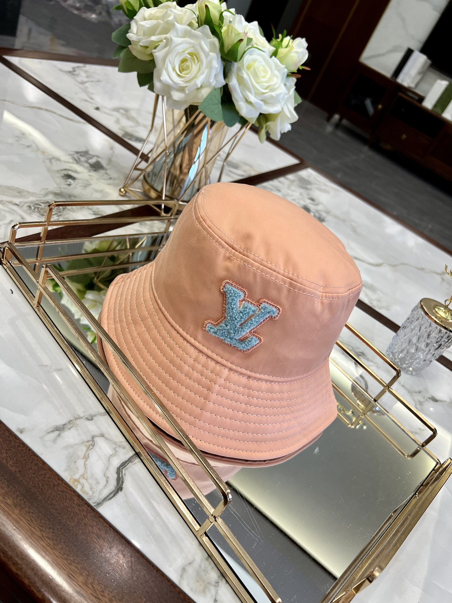 LV hat model 29